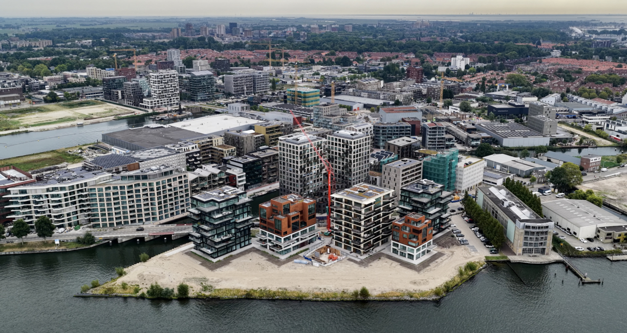 DJI_20250828103850_0028_D.00_13_07_16.Still002-aspect-ratio-1225-650
